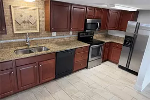 4235 Edgewater Dr, Orlando, FL 32804 - Photo 3