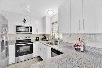 2438 Sable Drive, Kissimmee, FL 34744 - Photo 11