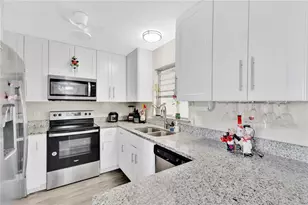 2438 Sable Dr, Kissimmee, FL 34744 - Photo 11