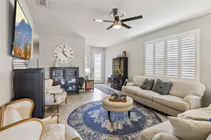 545 Cantabria Dr, Davenport, FL 33837 - Photo 5