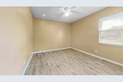 305 Medina Court, Kissimmee, FL 34758 - Photo 13