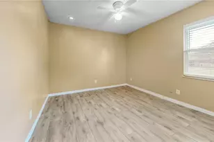 305 Medina Ct, Kissimmee, FL 34758 - Photo 13