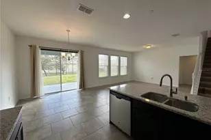 2445 Beacon Landing Cir, Orlando, FL 32824 - Photo 9