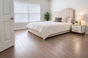 2704 Lucas Lakes Ln, Kissimmee, FL 34744 - Photo 9