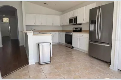 2704 Lucas Lakes Lane, Kissimmee, FL 34744 - Photo 19