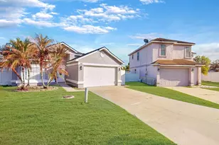 210 Coral Reef Cir, Kissimmee, FL 34743 - Photo 3