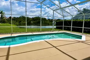 2621 Star Lake View Dr, Kissimmee, FL 34747 - Photo 11