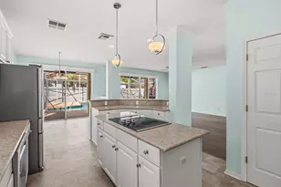 10116 Facet Ct, Orlando, FL 32836 - Photo 9