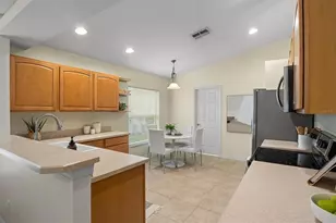 4019 Carteret Dr, Winter Haven, FL 33884 - Photo 9
