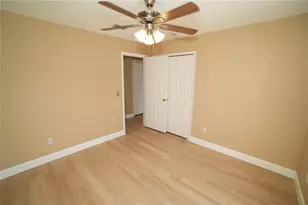 205 Indian Point Cir, Kissimmee, FL 34746 - Photo 13