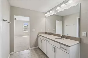 1686 Gentle Breeze Dr, Saint Cloud, FL 34771 - Photo 19