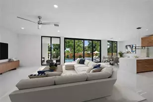 2441 Webber St, Sarasota, FL 34239 - Photo 9