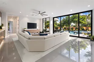 2441 Webber St, Sarasota, FL 34239 - Photo 5