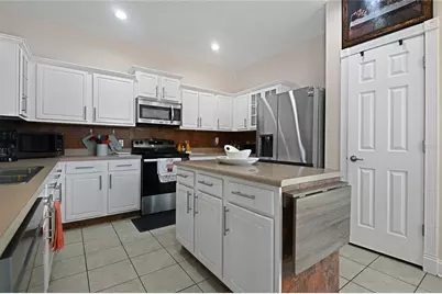 1405 Hillsborough Way, Kissimmee, FL 34759 - Photo 7
