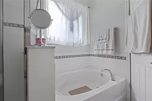 1405 Hillsborough Way, Kissimmee, FL 34759 - Photo 11