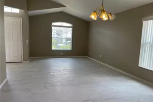 712 Brayton Ln, Davenport, FL 33897 - Photo 3