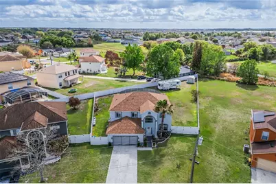 554 Bristol Circle, Kissimmee, FL 34758 - Photo 3