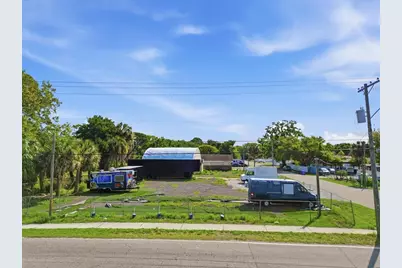 7511 Winchester Drive, Tampa, FL 33615 - Photo 3