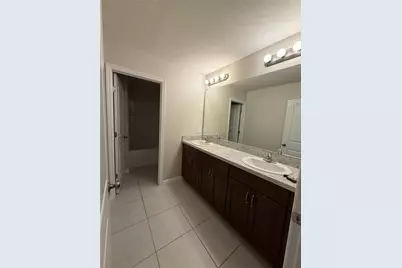 564 Meadow Bend Drive, Davenport, FL 33837 - Photo 13