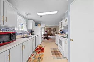 4704 Lanca Ln, Saint Cloud, FL 34772 - Photo 13