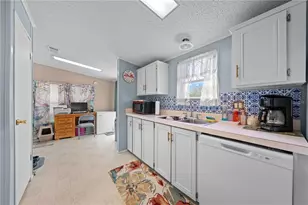 4704 Lanca Ln, Saint Cloud, FL 34772 - Photo 15