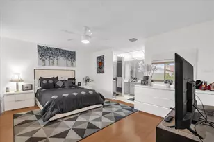 7 Escondido Cir, Altamonte Springs, FL 32701 - Photo 11