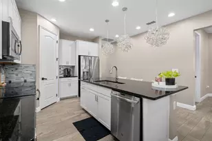 5692 Western Sun Dr, Saint Cloud, FL 34771 - Photo 3