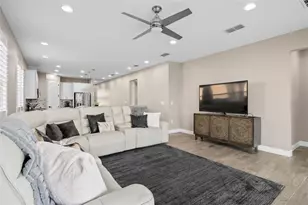 5692 Western Sun Dr, Saint Cloud, FL 34771 - Photo 11