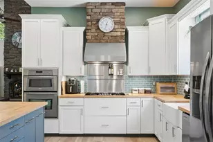 8501 Natures Hammock Trl, Kissimmee, FL 34747 - Photo 21