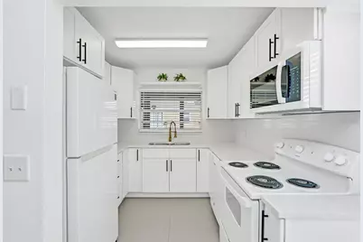 758 Dromedary Drive, Kissimmee, FL 34759 - Photo 11