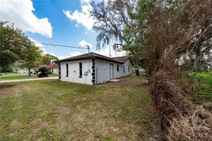 1727 Sandalwood Cir SW, Winter Haven, FL 33880 - Photo 5