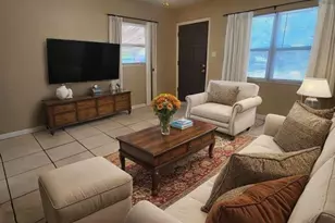 2085 Nottingham Rd, Melbourne, FL 32935 - Photo 3