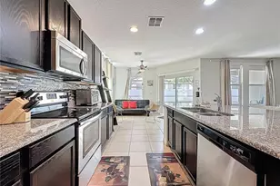 1346 Yorkshire Ct, Davenport, FL 33896 - Photo 19