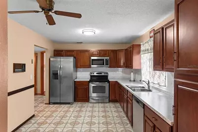 5866 Grand Canyon Drive, Orlando, FL 32810 - Photo 15