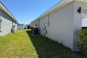 1046 Tropea Ln, Auburndale, FL 33823 - Photo 5