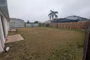 2419 Willow Tree Ln, Kissimmee, FL 34758 - Photo 23