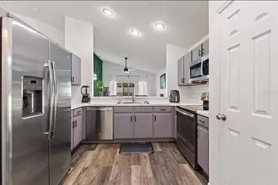 431 Lockbreeze Drive, Davenport, FL 33897 - Photo 7