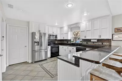 4813 Jeanette Court, Saint Cloud, FL 34771 - Photo 9