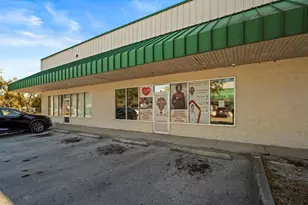3239 Old Winter Garden Rd, Orlando, FL 32805 - Photo 1