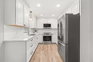 2325 Lake Lizzie Ct, Saint Cloud, FL 34771 - Photo 11