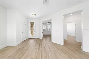 9920 Chorlton Cir, Orlando, FL 32832 - Photo 11
