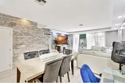 12662 NW 14th Street, Sunrise, FL 33323 - Photo 13