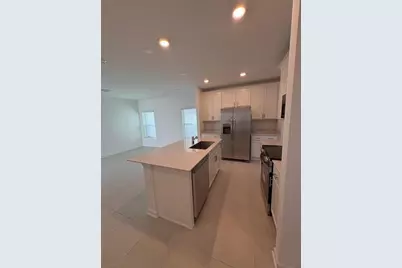 6032 Zen Way, Oakland, FL 34787 - Photo 5
