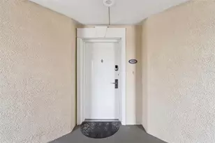 1352 Centre Ct Ridge Dr, Reunion, FL 34747 - Photo 7