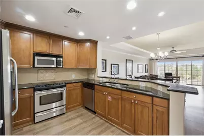 1352 Centre Court Ridge Drive #302, Reunion, FL 34747 - Photo 3