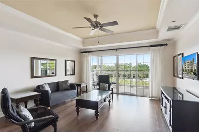 1352 Centre Court Ridge Drive #302, Reunion, FL 34747 - Photo 5