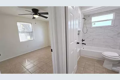 284 Rotonda Boulevard W, Rotonda West, FL 33947 - Photo 17