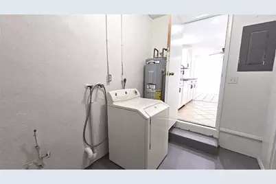 284 Rotonda Boulevard W, Rotonda West, FL 33947 - Photo 31