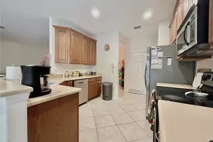 2079 Marsh Hawk Dr, Orlando, FL 32837 - Photo 15