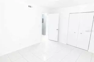 746 NE Michigan Ct, Saint Cloud, FL 34769 - Photo 11